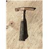 Image 2 : 2 rock hammers, 1 mini pick axe