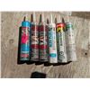 Image 1 : 3 tubes sealant/adhesive with three tubes roof repair