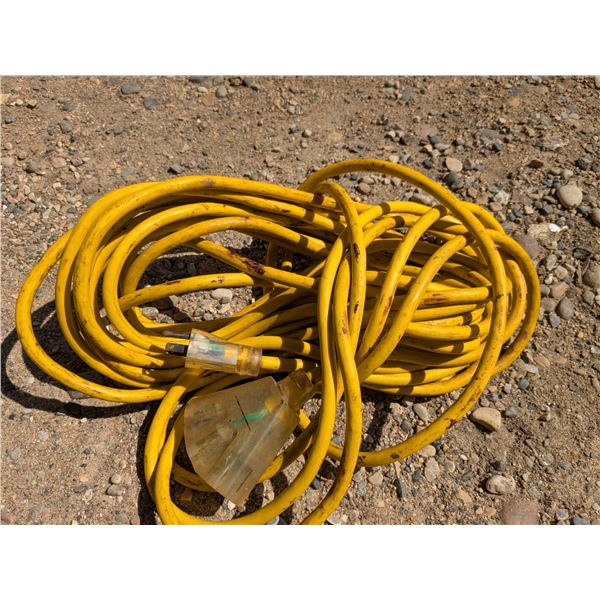 Heavy duty extension cord