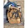Image 3 : Pallet of garden items, camping chairs, garden lights