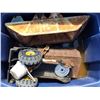 Image 6 : Pallet of hardware bucket of sand, clevises, tow rope, wire