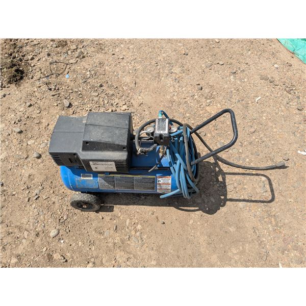 2HP 8 Gallon air compressor