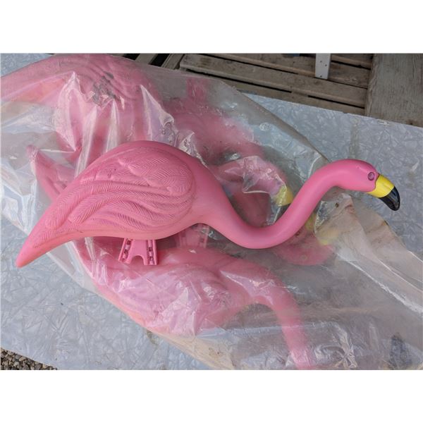 bag of 5 plasti flamingos, no legs