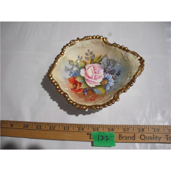 Rare Aynsley Dish (has chip), 7” Long