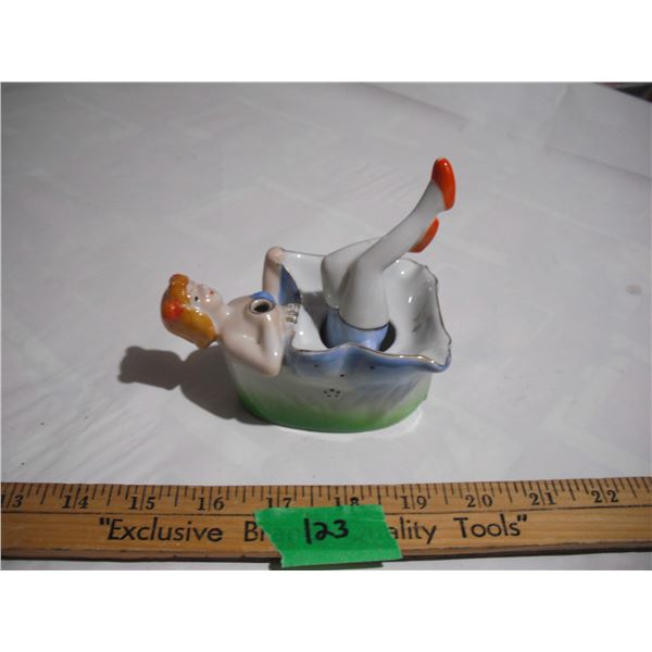Vintage Naughty Nodder Ashtray