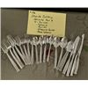 Image 1 : Oneida Cutlery, Serving for 4.