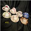 Image 1 : 7 Matching Tea Cups & Saucers