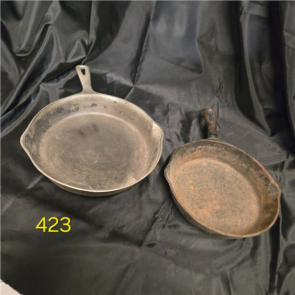 2 Cast Iron Frying Pans 9.5" & 8"