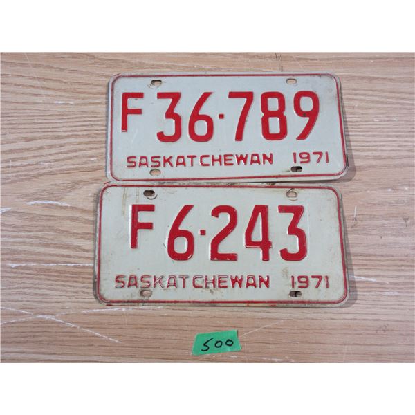 (2) 1971 Sask Farm License Plates