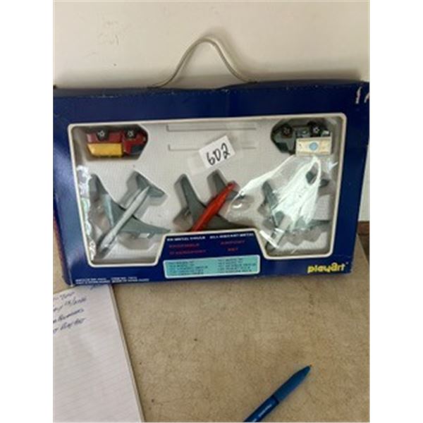 Diecast Metal Airport Set