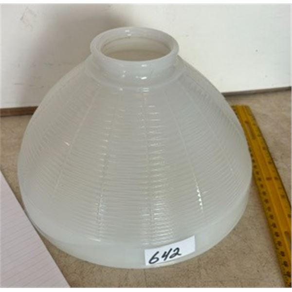 10” Tri-Light Globe