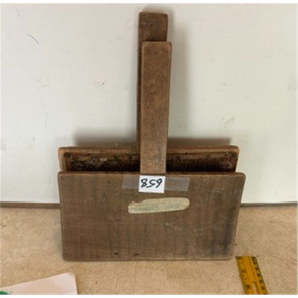 Pair of Antique/Vintage Wool Carders