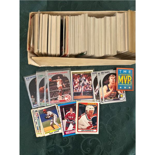 Box of Assorted Sportscards