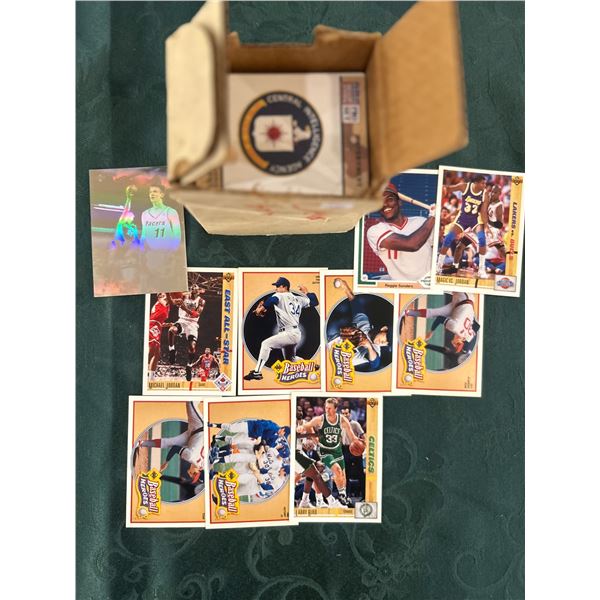 Box of Assorted Sportscards