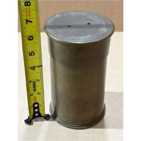 Brass casing for a British QF 18-pounder field gun shell, dated 1917.