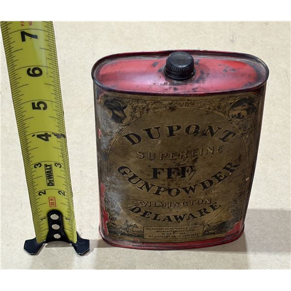 Antique DuPont Superfine FFFg gunpowder tin manufactured in Wilmington, Delaware. (Filled More Than 