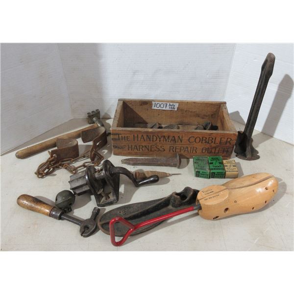 Lot of Cobbler Shoe Repair In Original Wooden box