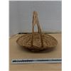 Image 4 : Box of wicker baskets/trays