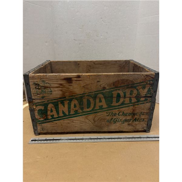 Vintage Canada Dry box