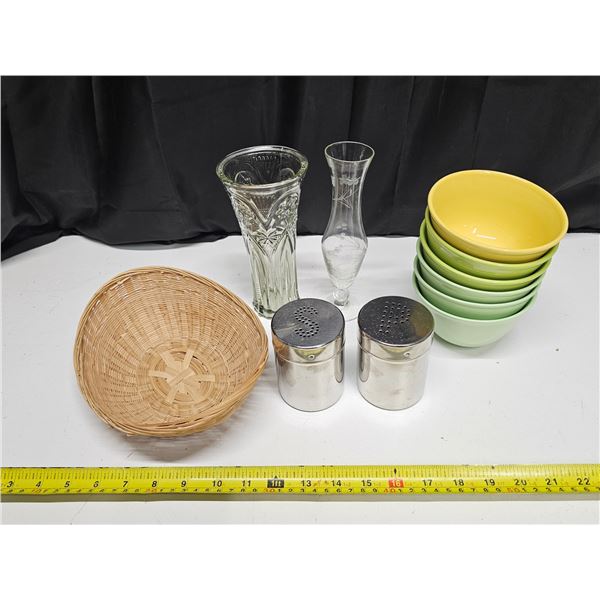 Lot of Asst. Kitchenware.  Bowl Set, S&P Shaker, Vases, etc.