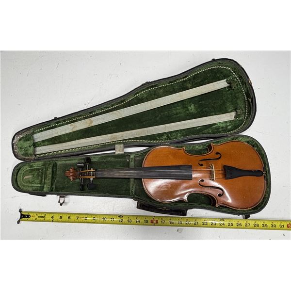 Vintage Violin with Case. (Violin Bow Not Included)