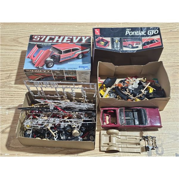 1965 Pontiac Gto & '57 Chevy Unfinished Model Cars in Box w/ Extra Parts