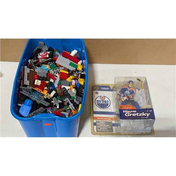 Wayne Gretzky Legends McFarlane's Figure and Lot of Lego
