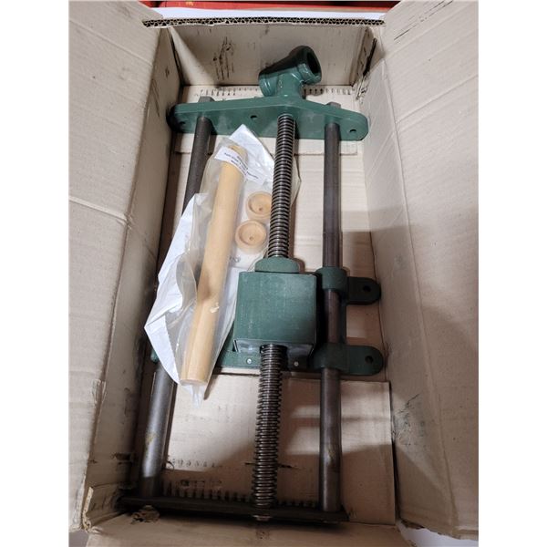 Quick Release Front Vise