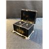 Image 15 : Asian-Inspired Lacquerware Set and 6