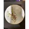 Image 5 : Porcelain Dinnerware Set with Wheat Motif