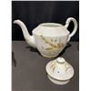 Image 15 : Golden Horizon Northumbria Bone China Tea Set
