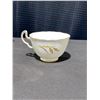 Image 2 : Golden Horizon Northumbria Bone China Tea Set