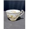 Image 3 : Golden Horizon Northumbria Bone China Tea Set