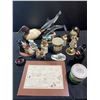 Image 1 : Figurine Collection, Wooden Goose, Tobacco Tins
