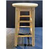 Image 1 : Catskill Craftsmen Wooden Bar Stool