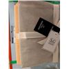 Image 2 : LOT DE 10 NAPPES RONDES EN TISSU 70 PO ASSORTIES