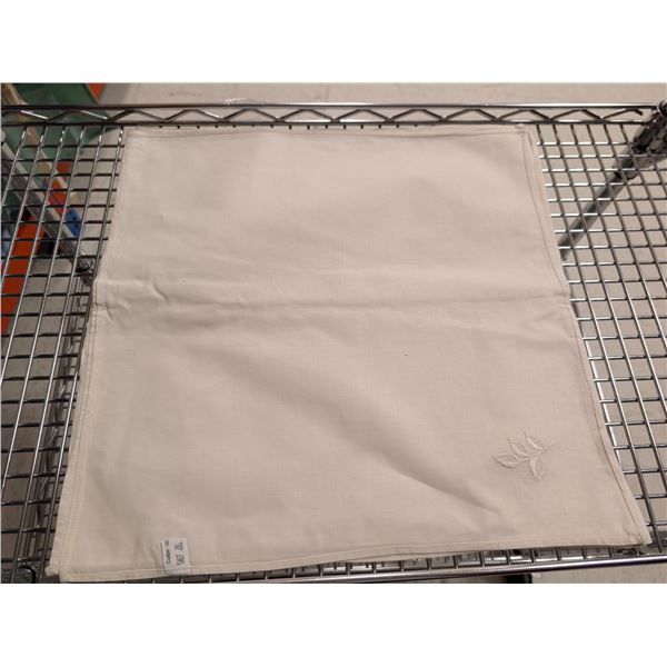 LOT DE 170+ SERVIETTES DE TABLE CRÈME 17 PO X 17 PO