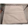 Image 1 : LOT DE 170+ SERVIETTES DE TABLE CRÈME 17 PO X 17 PO