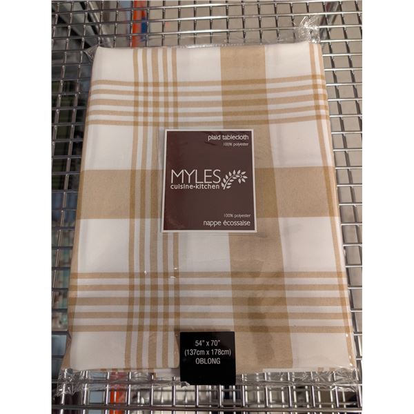 NAPPE MILES 54 PO X 70 PO (CARREAUX BRUN ET BLANC)