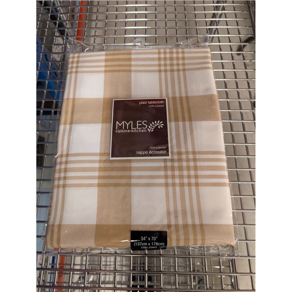 NAPPE MILES 54 PO X 70 PO (CARREAUX BRUN ET BLANC)