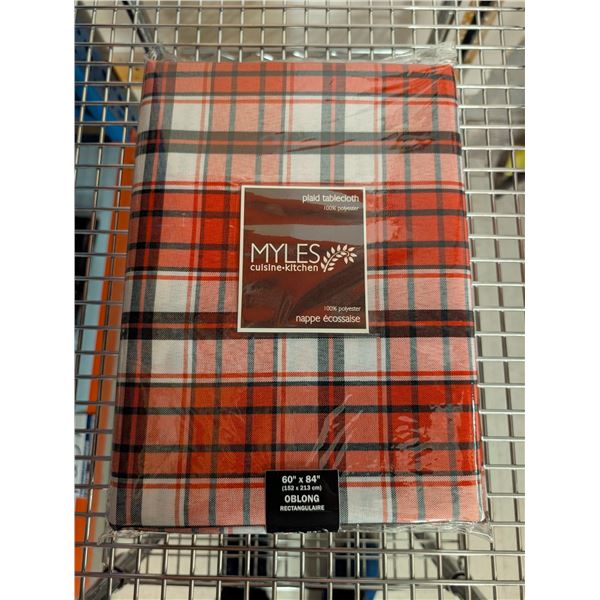 NAPPE MILES 60 PO X 84 PO (CARREAUX ROUGE, NOIR ET BLANC)