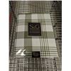 Image 1 : NAPPE S&G 60 PO X 104 PO (CARREAUX VERT ET BLANC)