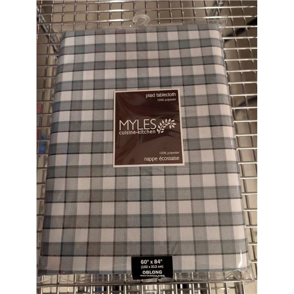 NAPPE MILES 60 PO X 84 PO (CARREAUX VERT ET BLANC)