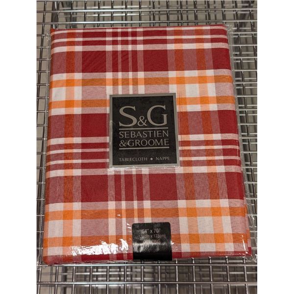 NAPPE S&G 54 PO X 70 PO (CARREAUX ROUGE, ORANGE ET BLANC)