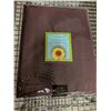 Image 1 : NAPPE EN POLYESTER JACQUARD 54 PO X 70 PO (RAYURES BRUNES)