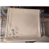 Image 1 : PAQUET DE 12 SERVIETTES DE TABLE AVEC BRODERIE DE HIBOU