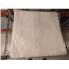 Image 1 : PAQUET DE 12 NAPPERONS DE DENTELLE 16 PO X 16 PO