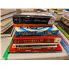 Image 5 : LOT DE 50 LIVRES ANGLAIS ASSORTIS