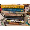 Image 5 : LOT DE 50 LIVRES ANGLAIS ASSORTIS