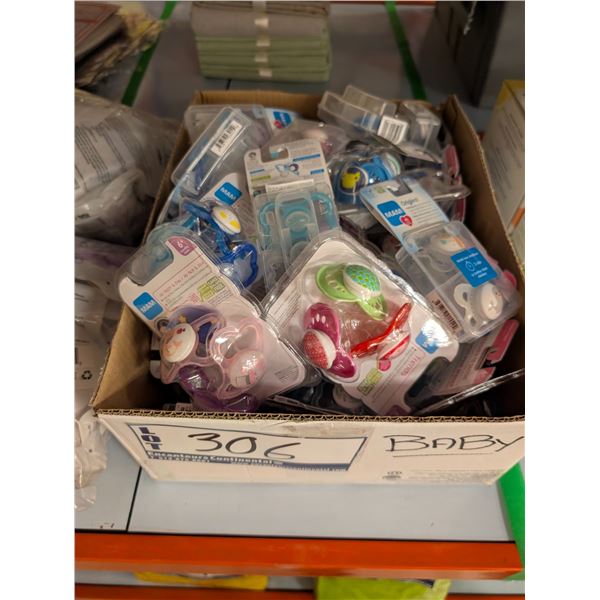 LOT DE 40 PAQUETS DE SUCETTES POUR BÉBÉ